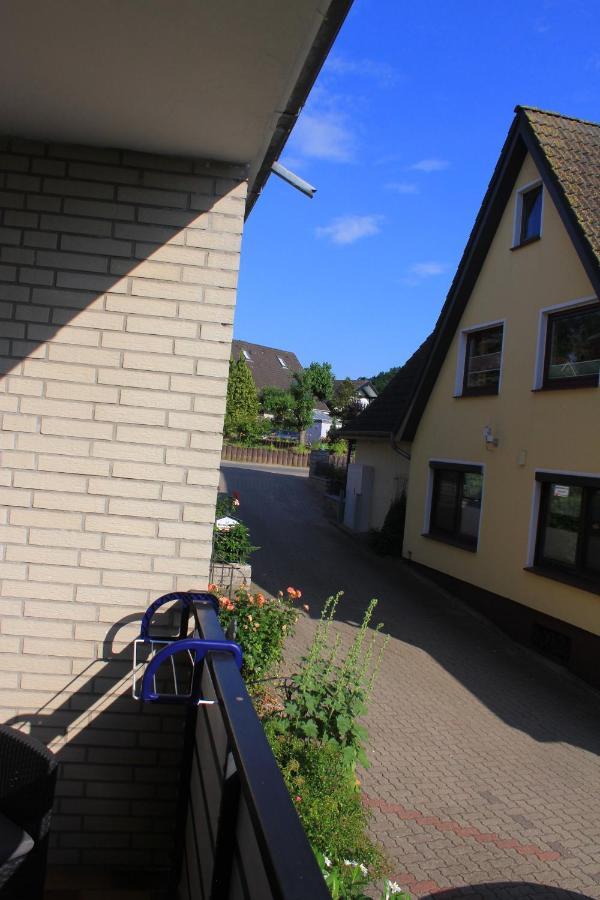 Moderne Und Helle Ferienwohnung Am Ploener See Bosau Exterior photo